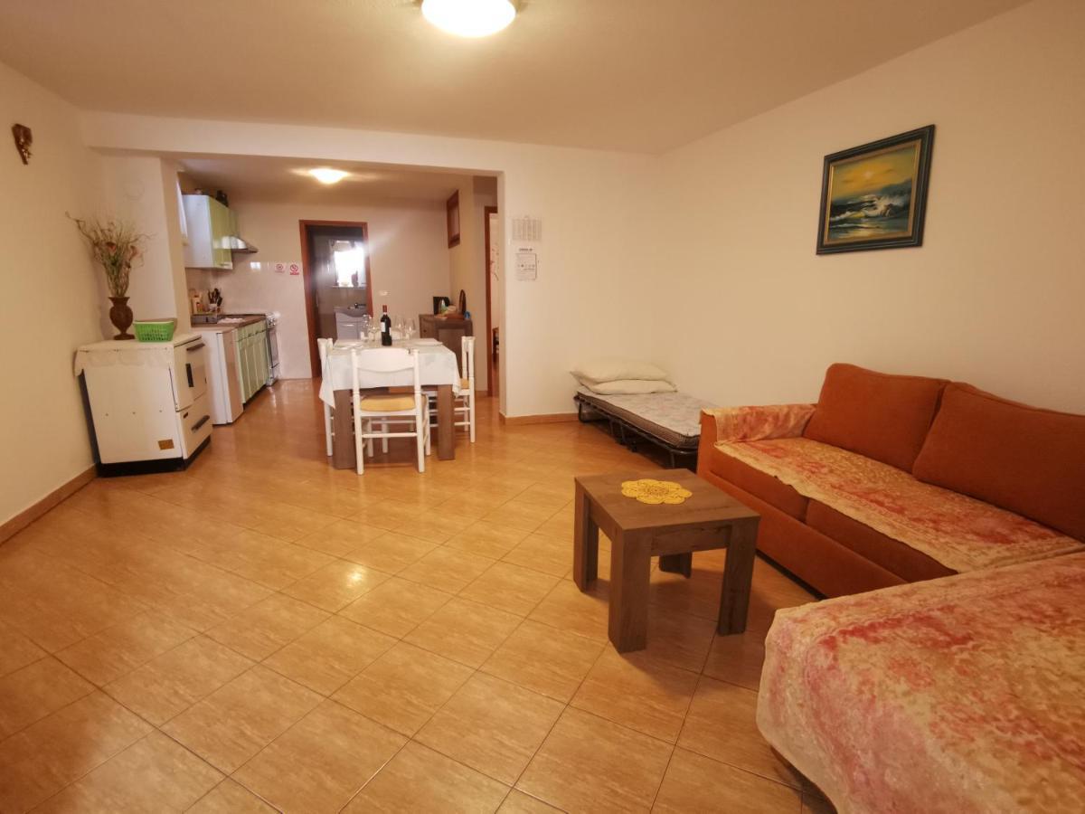 Babici Apartmani Berber מראה חיצוני תמונה