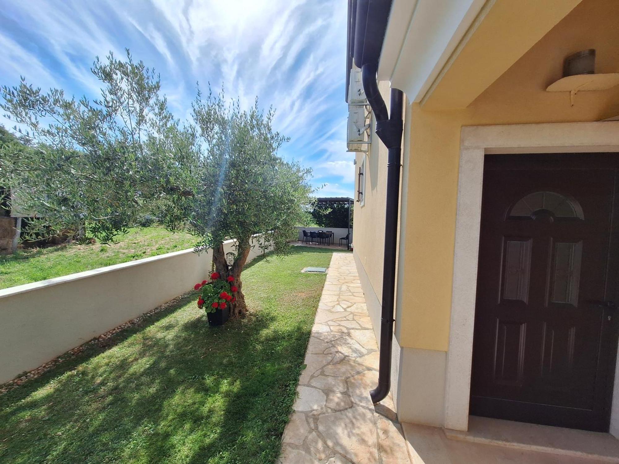 Babici Apartmani Berber מראה חיצוני תמונה